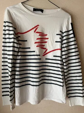 프랑스관 긴팔 T셔츠