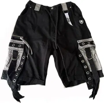 GAMCHU 뒷면 귀면 two-shot 하프 팬츠