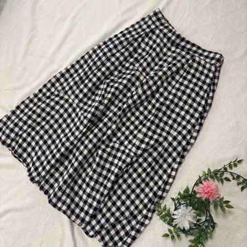 안티카 깅엄 체크 턱 스커트 모노톤 모드