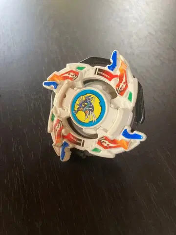 베이블레이드 드라군 화이트