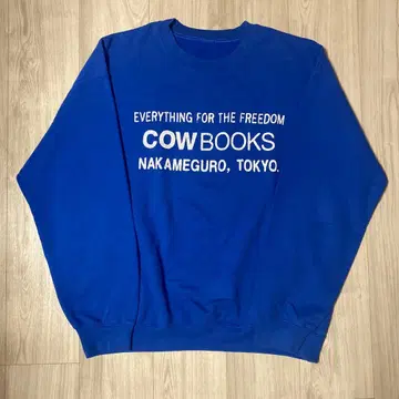 COW BOOKS 트레이닝복 파랑