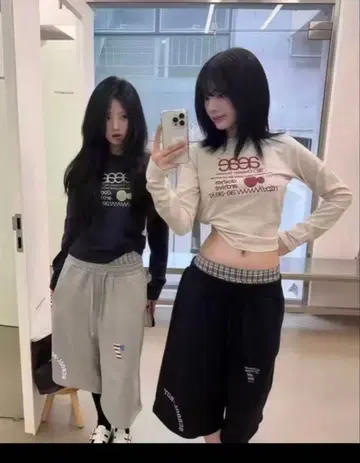 aeae 화이트 x 핑크 긴팔 티셔츠