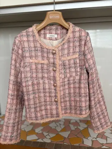 핑크 계열 체크 트위드 자켓 노카라 자켓 금실 반짝이 포함