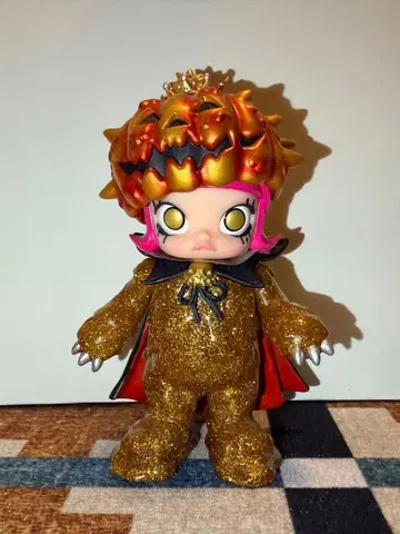 유니크한 스파이 키 모자 피규어