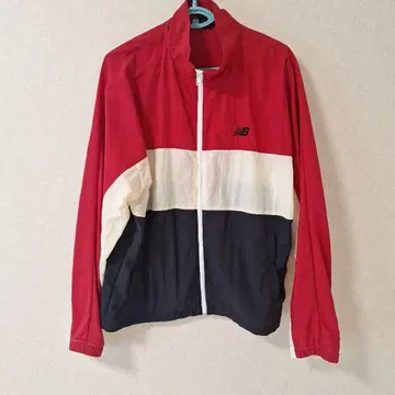 new balance 나일론 자켓 L 사이즈 빨간색/화이트/블랙