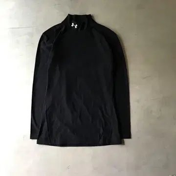[ 인기 ] 언더아머 이너 셔츠 블랙