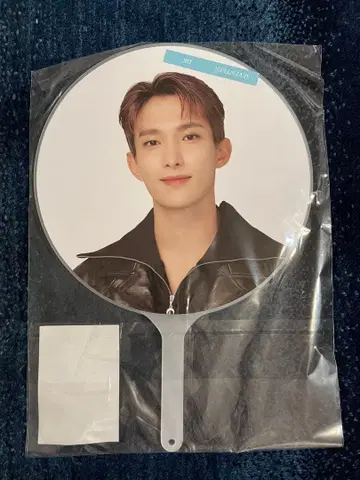 SEVENTEEN 도겸 DK Follow to JAPAN 부채