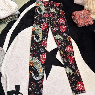 Yobi 꽃무늬 페이즐리 무늬 레깅스