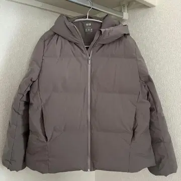 유니클로 심리스 다운 L 사이즈 여성용