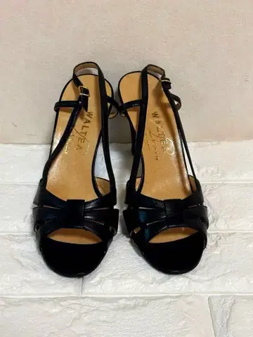 WALTER 블랙 오픈토 샌들