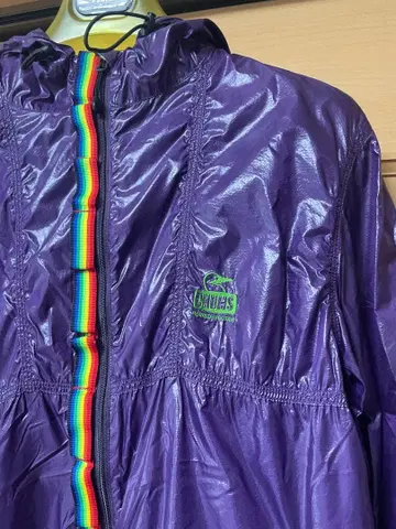 CHUMS 후드 부착 퍼플 나일론 자켓 L 사이즈