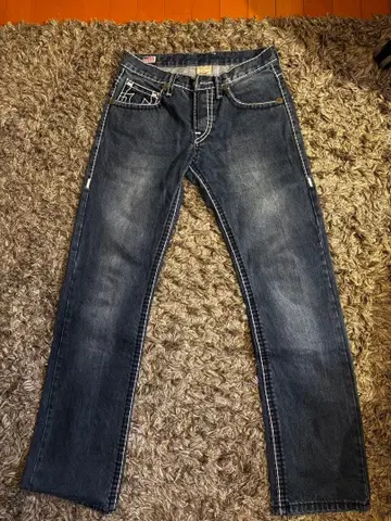 트루릴리젼 슬림핏 데님