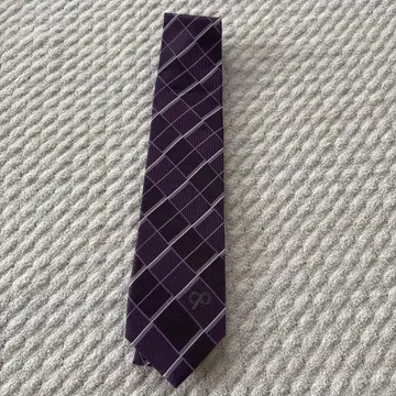 하코네 역전 90회 실크 보라색 체크 넥타이