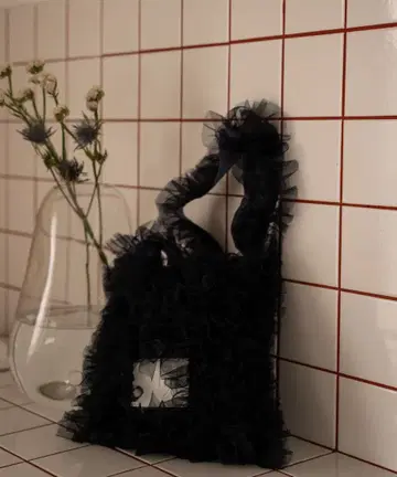 tull one shoulder bag / 튤 숄더백