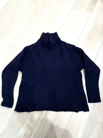 UNITEDARROWS ADAYINTHELIFE 네이비 하이넥 니트