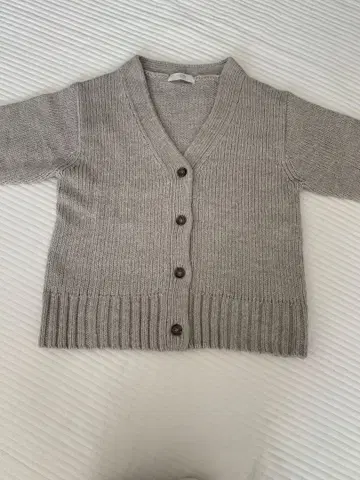 그레이 V넥 니트 가디건