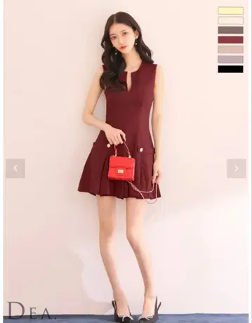DEA 와인 레드 슬리브리스 드레스