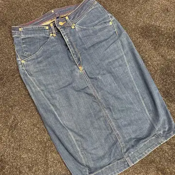 레어 Levis RED 1st 스탠다드 데님 스커트 28/24