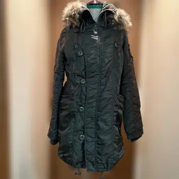 카키 후드 부착 모즈 코트