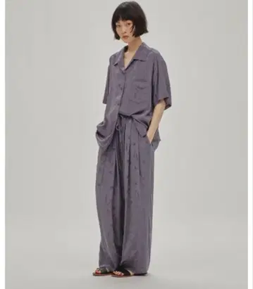 투데이풀 Swallow Satin Pants 38