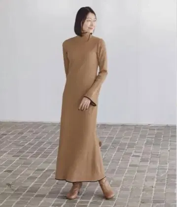 노블 바이컬러 트리밍 리브 니트 원피스