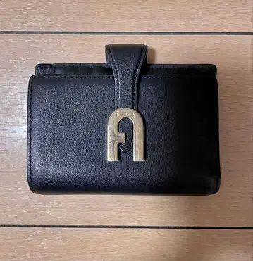 FURLA 접이식 지갑 블랙