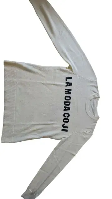 이타리야 니트 화이트