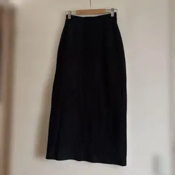 택 포함 새상품 cloche 크로셰 리브 타이트 스커트 블랙