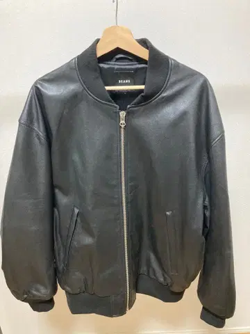 BEAMS 블랙 가죽 봄버 자켓