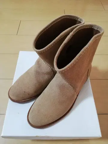 studio CLIP 스튜디오 클립 소가죽 패딩 숏부츠 23.5