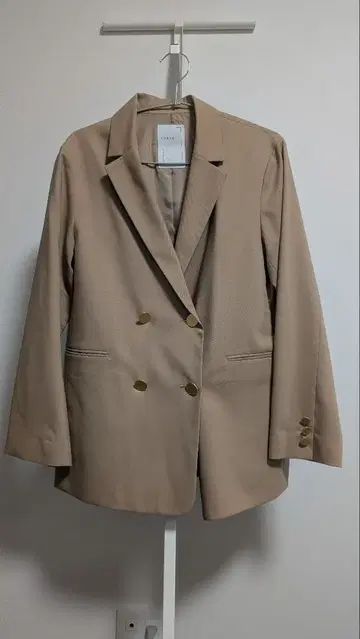 새상품급 NOBLE 테일러드 자켓