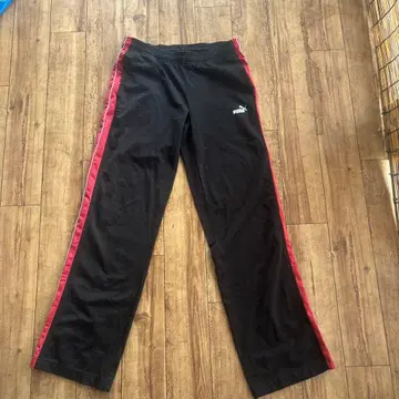 PUMA 블랙 레드 저지 팬츠