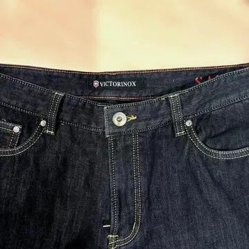 VICTORINOX 데님 팬츠