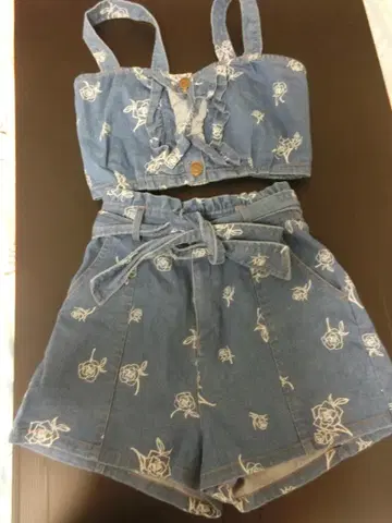 [ LIZLISA ] 꽃무늬 장미 로즈 데님 뷔스티에 & 바지 셋업