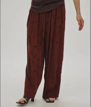 투데이풀 Swallow Satin Pants 38