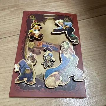 피노키오 핀 배지 세트