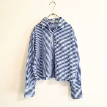 23구 23년제 CLASSY. 콜라보 [세탁 가능] 스트라이프 크롭 셔츠