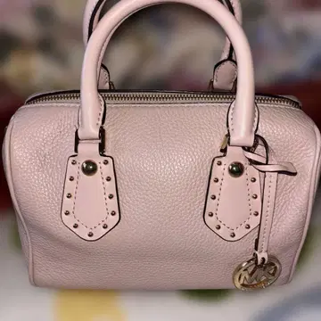 미사용에 가까운 Michael Kors 스터드 핸드백 핑크 2way