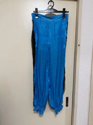 셰어 스피릿 프릴 팬츠