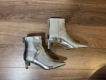 [ 미사용 새상품 ] 실버 스틸레토 부츠