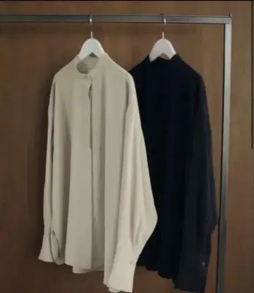 anuke 트윌 슬릿 셔츠 베이지