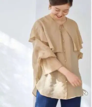 IENA 라미비스 시어 빅 칼라 블라우스