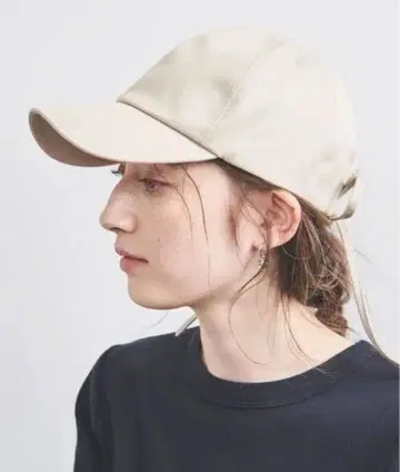 [ 새상품급 ] 유나이티드 애로우즈 코튼 백리본 캡 UV