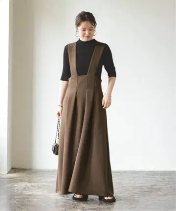 NOBLE 살로펫 A라인 스커트