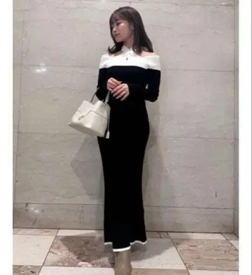 스나이델 SNIDEL 프론트 크로스 니트 원피스