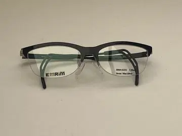 새상품급 아이메트릭스 EMRiM 에므림 안경 프레임 c-Black