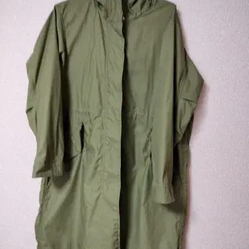 INGNI 후드 부착 올리브 그린 모즈 코트