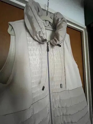 베이지 퀼팅 다운 베스트 택 포함 새상품