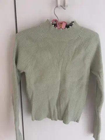 JILL by JILL STUART 민트 그린 스웨터