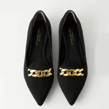 새상품급 그린 라벨 릴랙싱 체인 펌프스 블랙 24cm 블랙